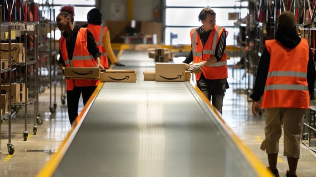 İngiltere'de istediği zammı alamayan Amazon çalışanları greve gitti