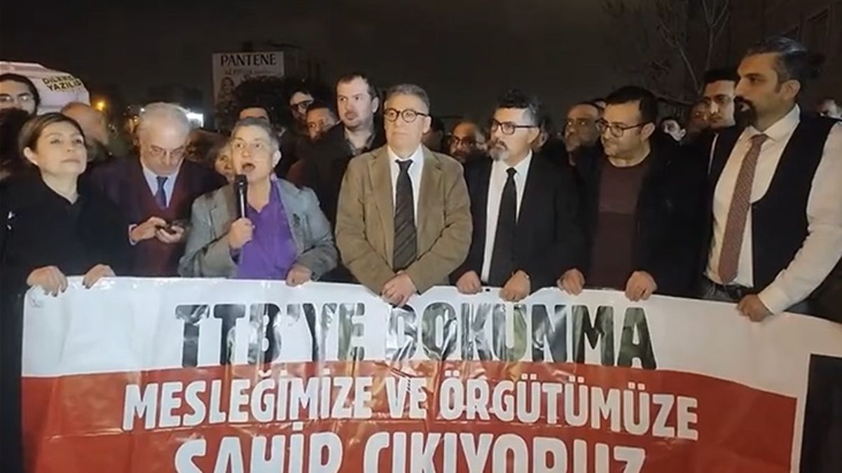 Türk Tabipleri Birliği'nden Merkez Konseyi'nin görevden alınması kararı sonrası ilk açıklama: Görevimizin başındayız