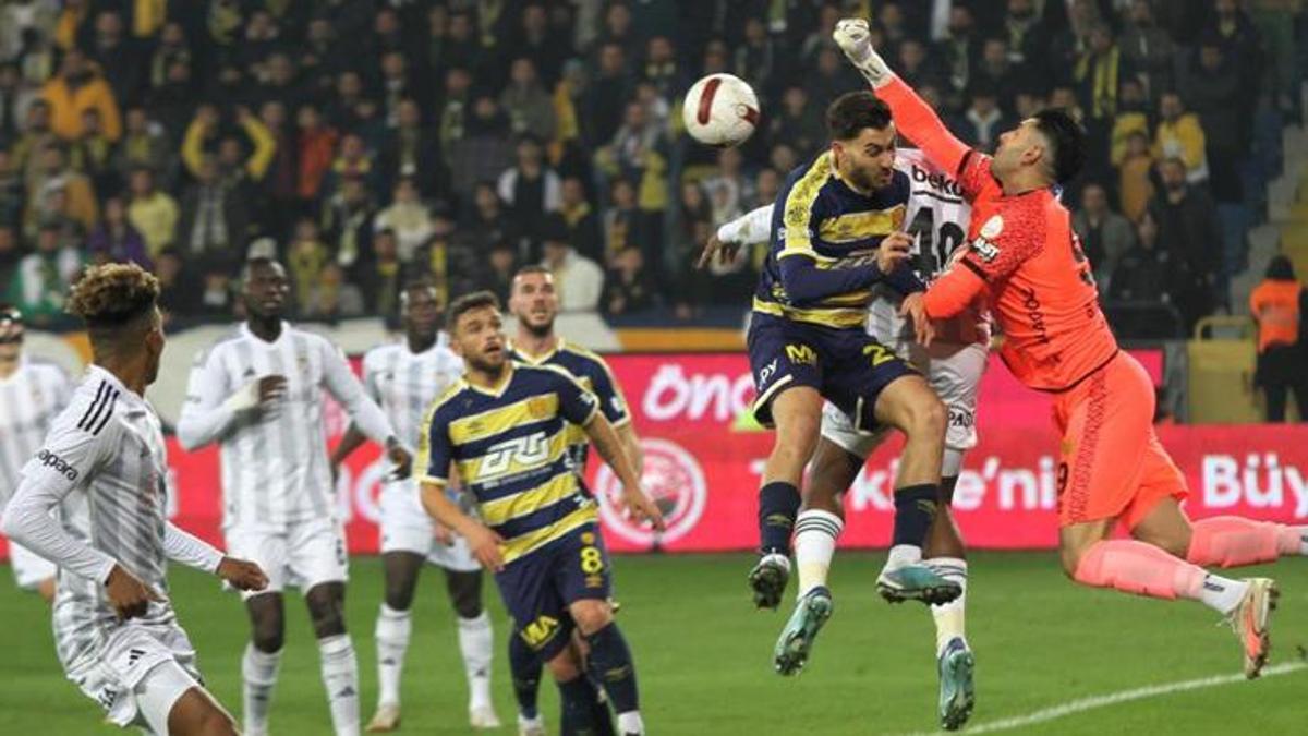 (ÖZET) MKE Ankaragücü - Beşiktaş maçı sonucu: 1-1 | Başkent'te kazanan çıkmadı!