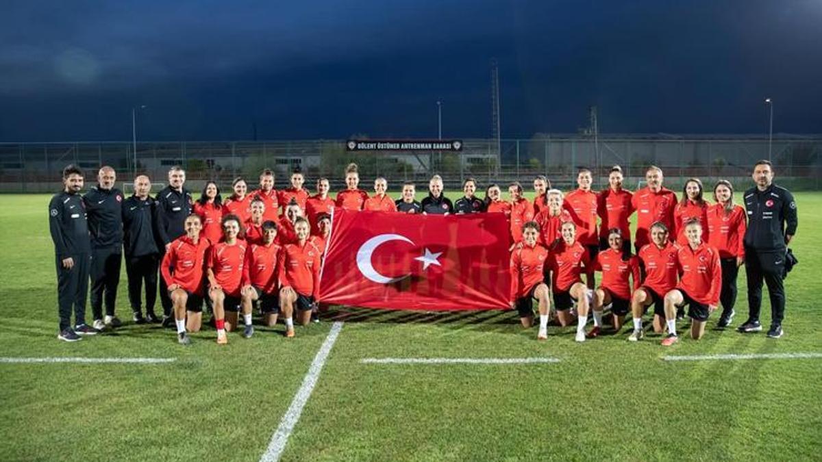 A Milli Kadın Futbol Takımı, Litvanya'da son çalışmasını yaptı