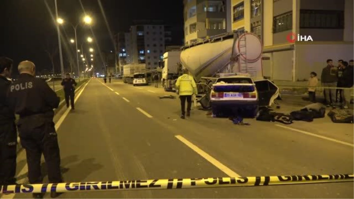 Adana'da Otomobilin Park Halindeki Tıra Çarpması Sonucu 1 Kişi Öldü, 4 Kişi Yaralandı