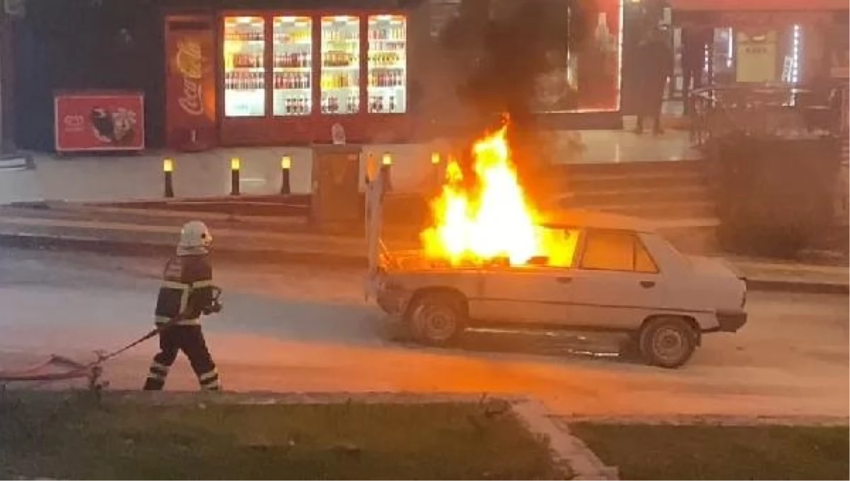 Amasya'da Otomobil Alev Aldı