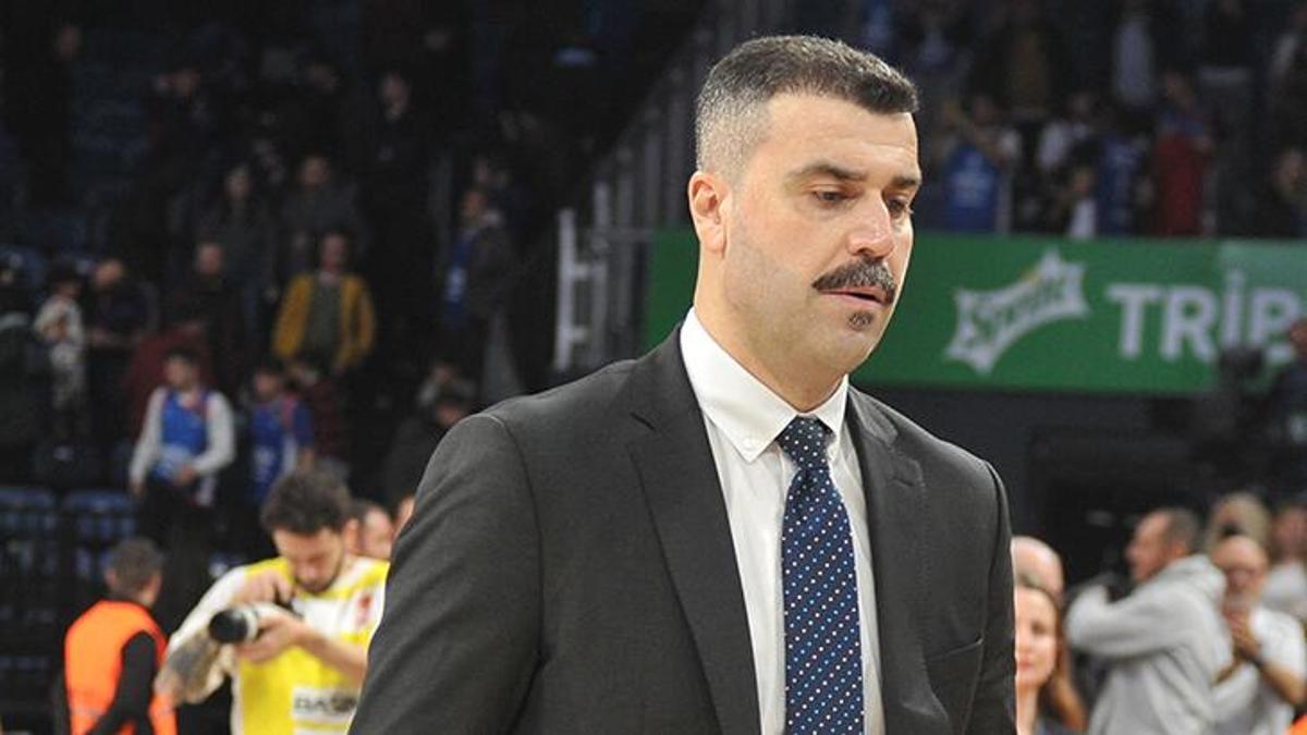 Anadolu Efes Başantrenörü Erdem Can: Böyle kazanmak daha mutlu