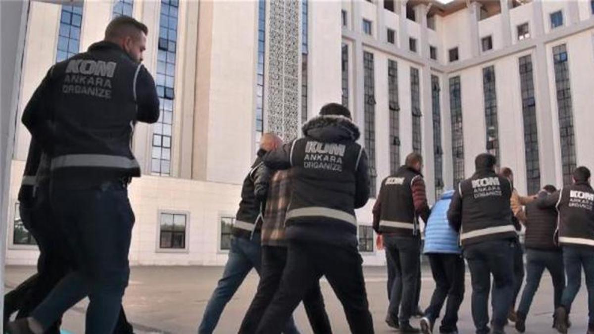 Ankara'da Ayhan Bora Kaplan'ın yeğeni ile beraber 3 kişi tutuklandı