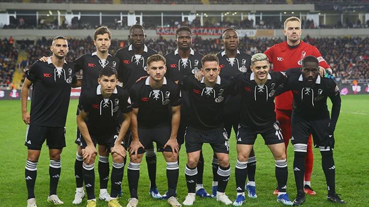 Beşiktaş'a yıldız yağmuru! İşte transfer listesi...