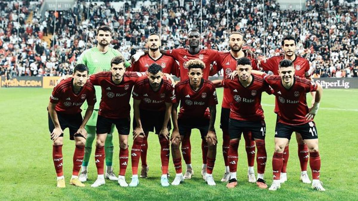 Beşiktaş'ta yıldız oyuncunun sözleşmesi dondurulacak! Yönetimden olay hamle...