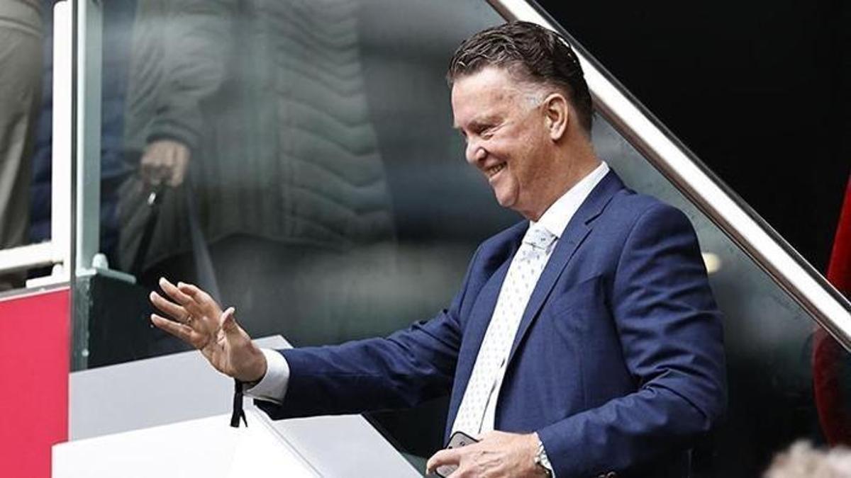 Beşiktaş'tan Louis van Gaal bombası! İkna edilecek...