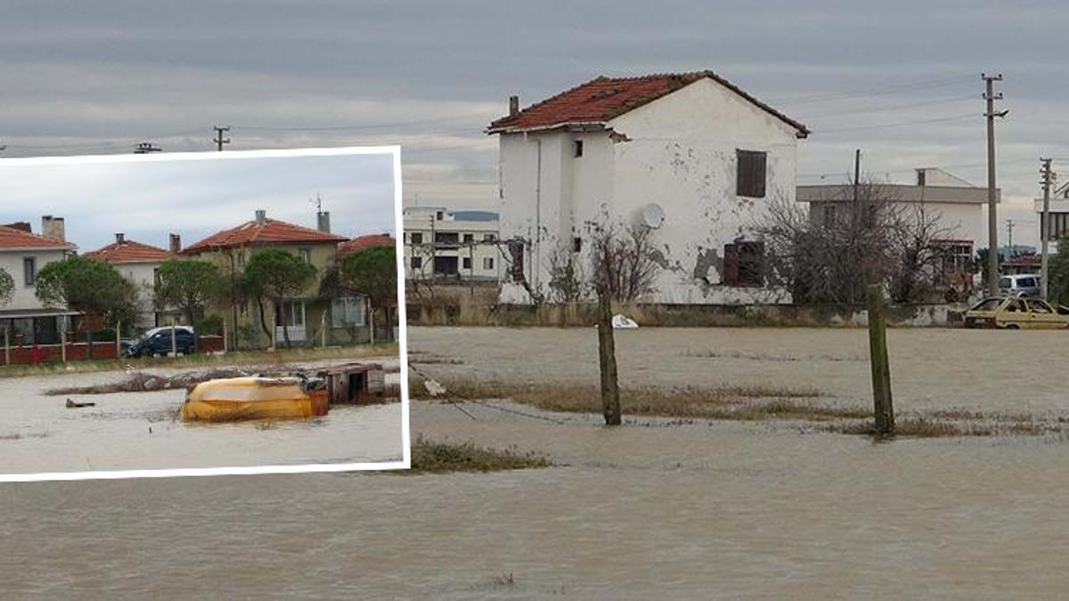 Çanakkale'de şiddetli yağış! Yollar göle döndü, evleri su bastı