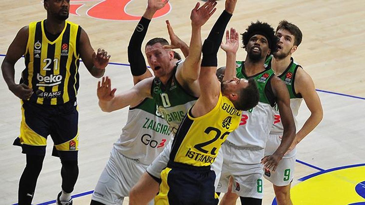 Fenerbahçe Beko'dan muhteşem geri dönüş! Jasikevicius eski takımını yıktı