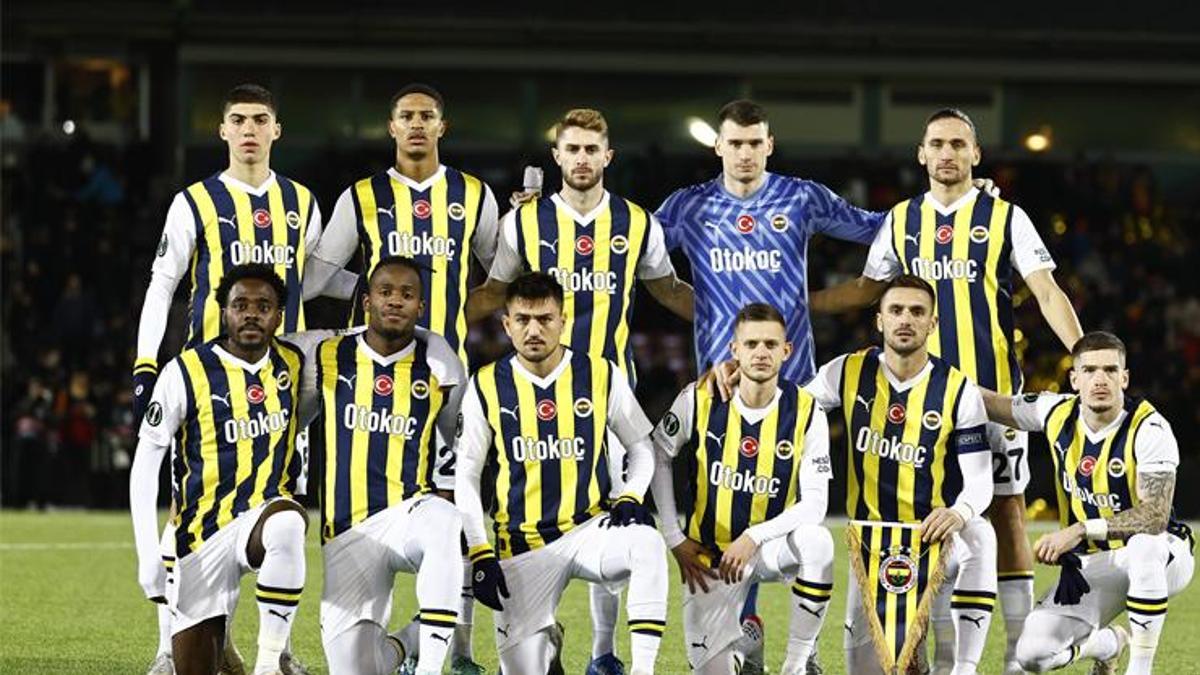 Fenerbahçe taraftarı takımlarını Danimarka'da yalnız bırakmadı! Stadın yarısı Türk’tü!