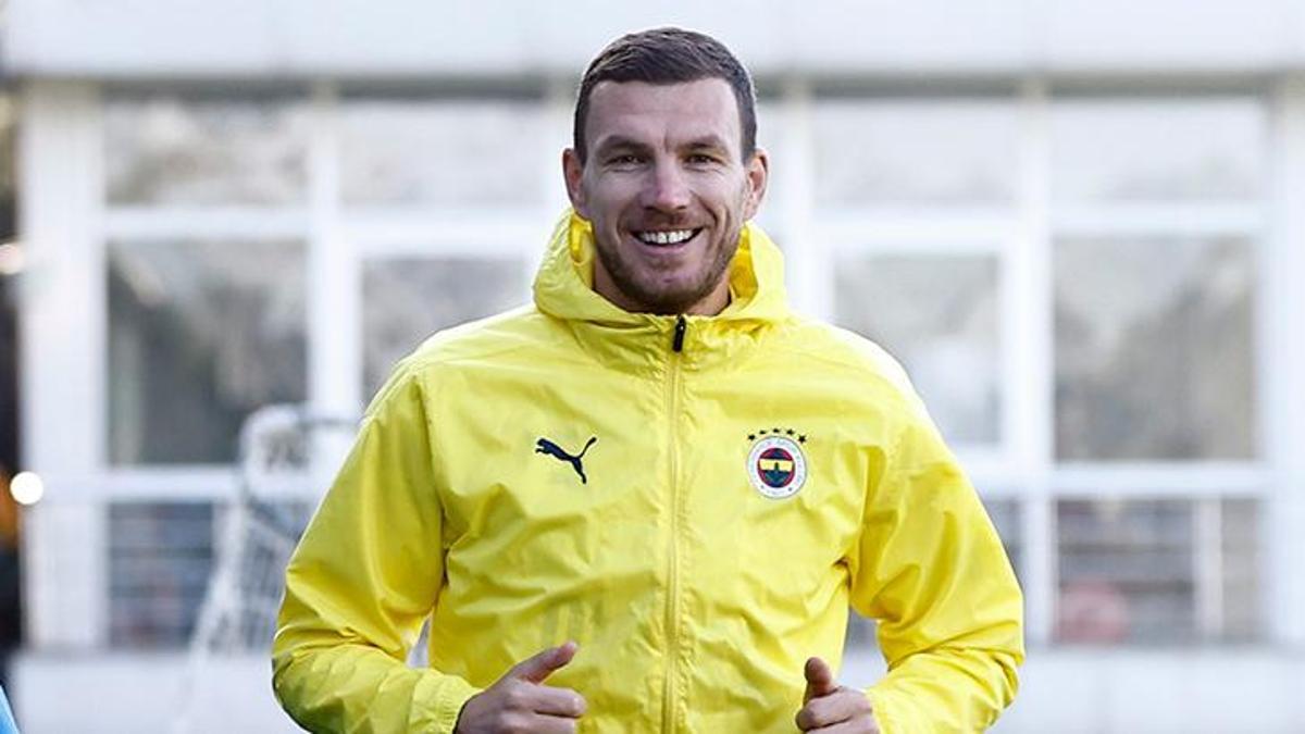 Fenerbahçe'de Edin Dzeko ilk 11'e dönüyor!