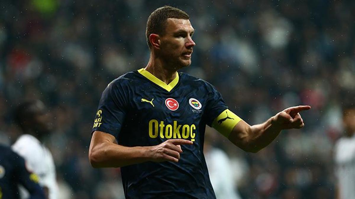 Fenerbahçe'nin golcüsü Edin Dzeko, 14. golüne ulaştı