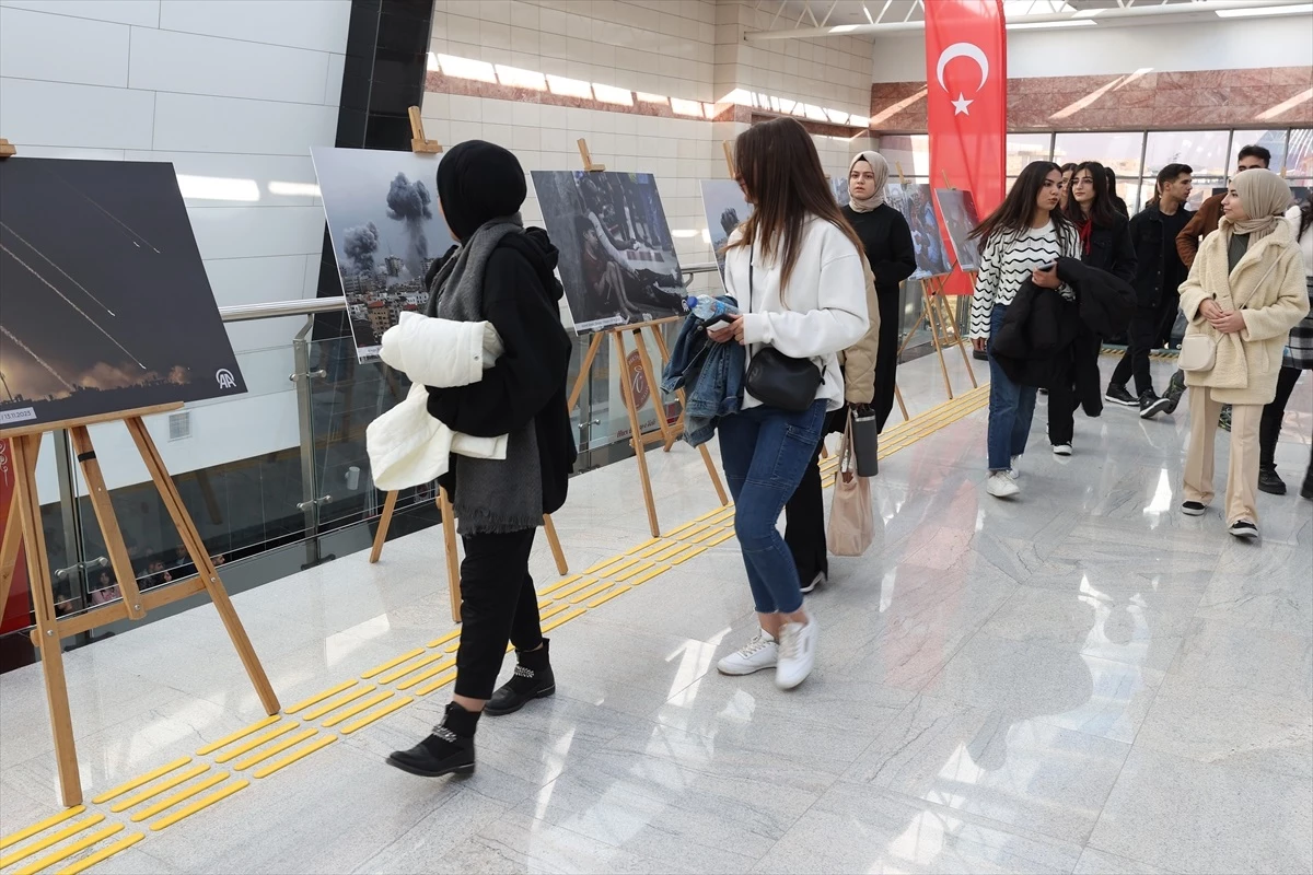 Gazze'deki Saldırıların Yıkımı Sergilendi