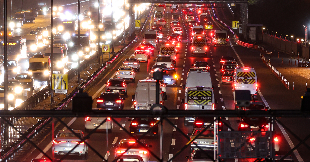 İstanbul trafiği ruh ve beden sağlığını bozuyor