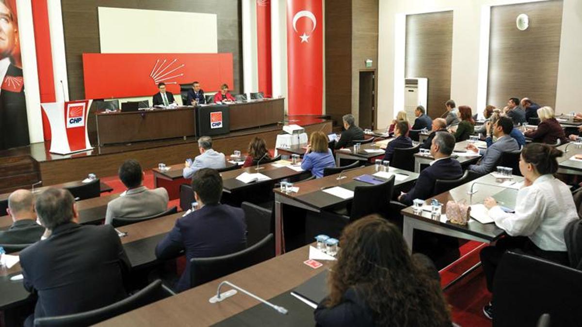 İYİ Parti’den CHP’ye ret... Seçime ‘hür ve müstakil’ girme kararı