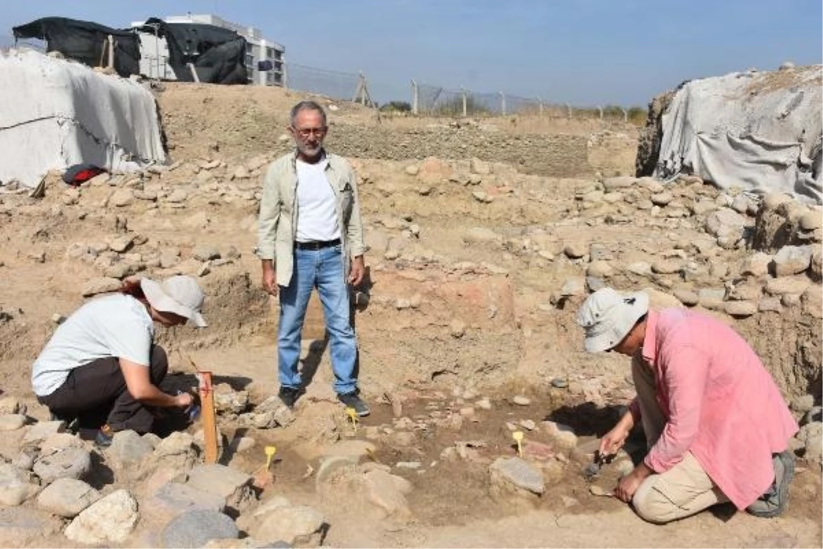 İzmir'de 8 Bin 200 Yıl Öncesine Ait Atölye Bulundu