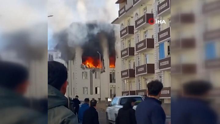 Kars'ta doğal gaz patlaması: 1 kişi yaralandı