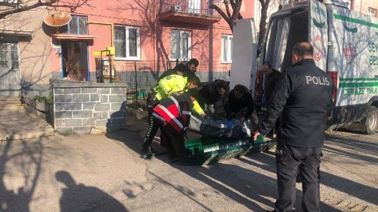 Konya'da korkunç cinayet: Eski eşi ve kızını öldürdü