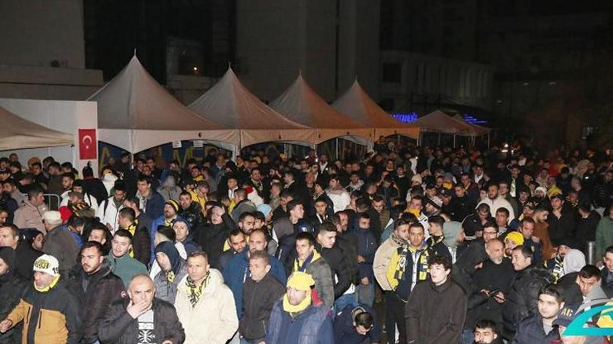 Maça giremeyen Ankaragücü taraftarları, çözümü tesislerde buldu