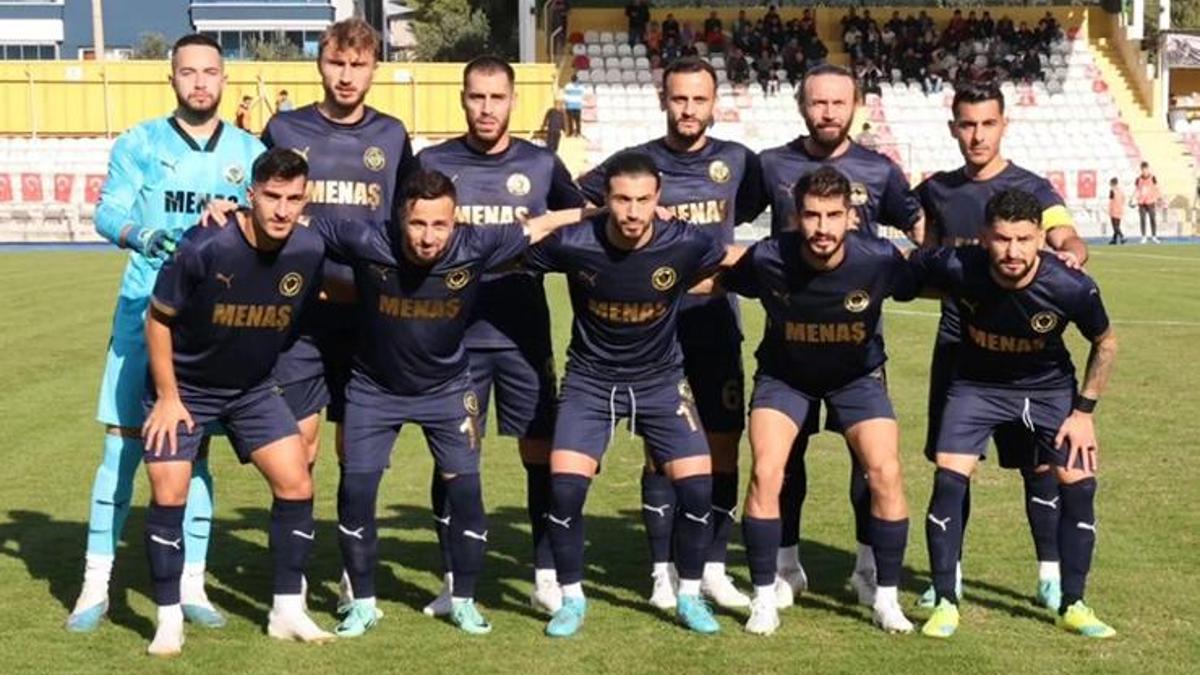 Menemen FK play-off yolunda!