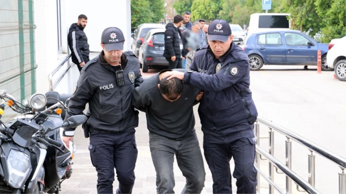 Ruhsatsız tabancasını atıp, kaçtı! Kendisini yakalayan polisin parmağını kırdı