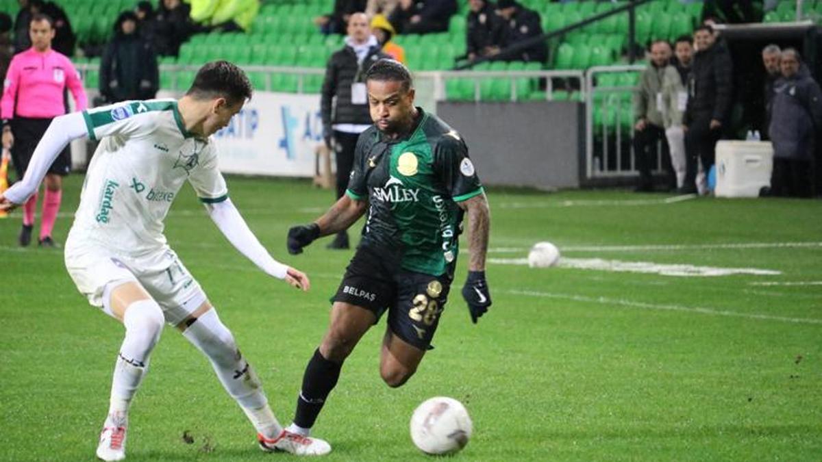 Sakaryaspor, Giresunspor'u 3-1'le geçti