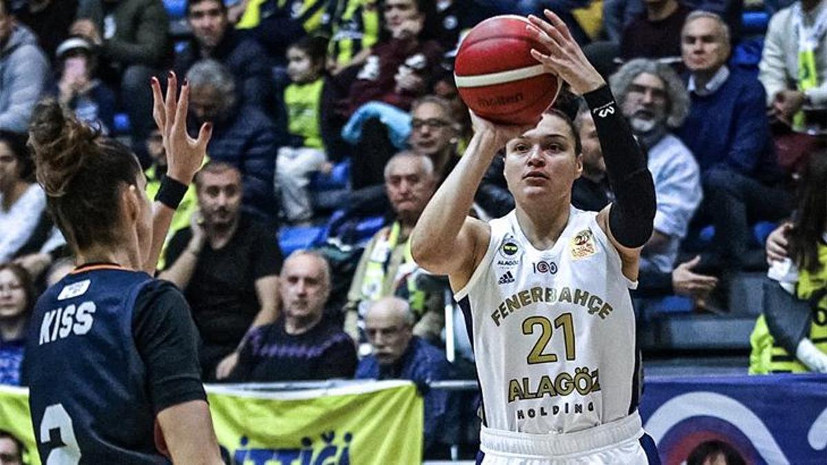 Zirve yarışında kazanan Fener