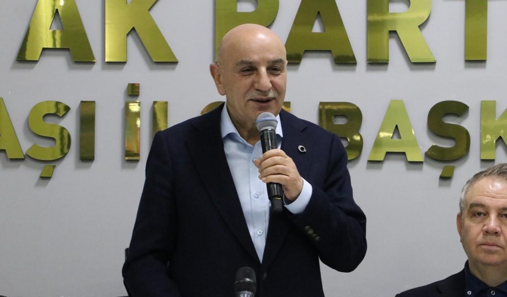 AK Parti Ankara Büyükşehir Belediye Başkan Adayı Altınok: Ankara'da kırılan mermerin tamirini yapamayan bir yönetim var