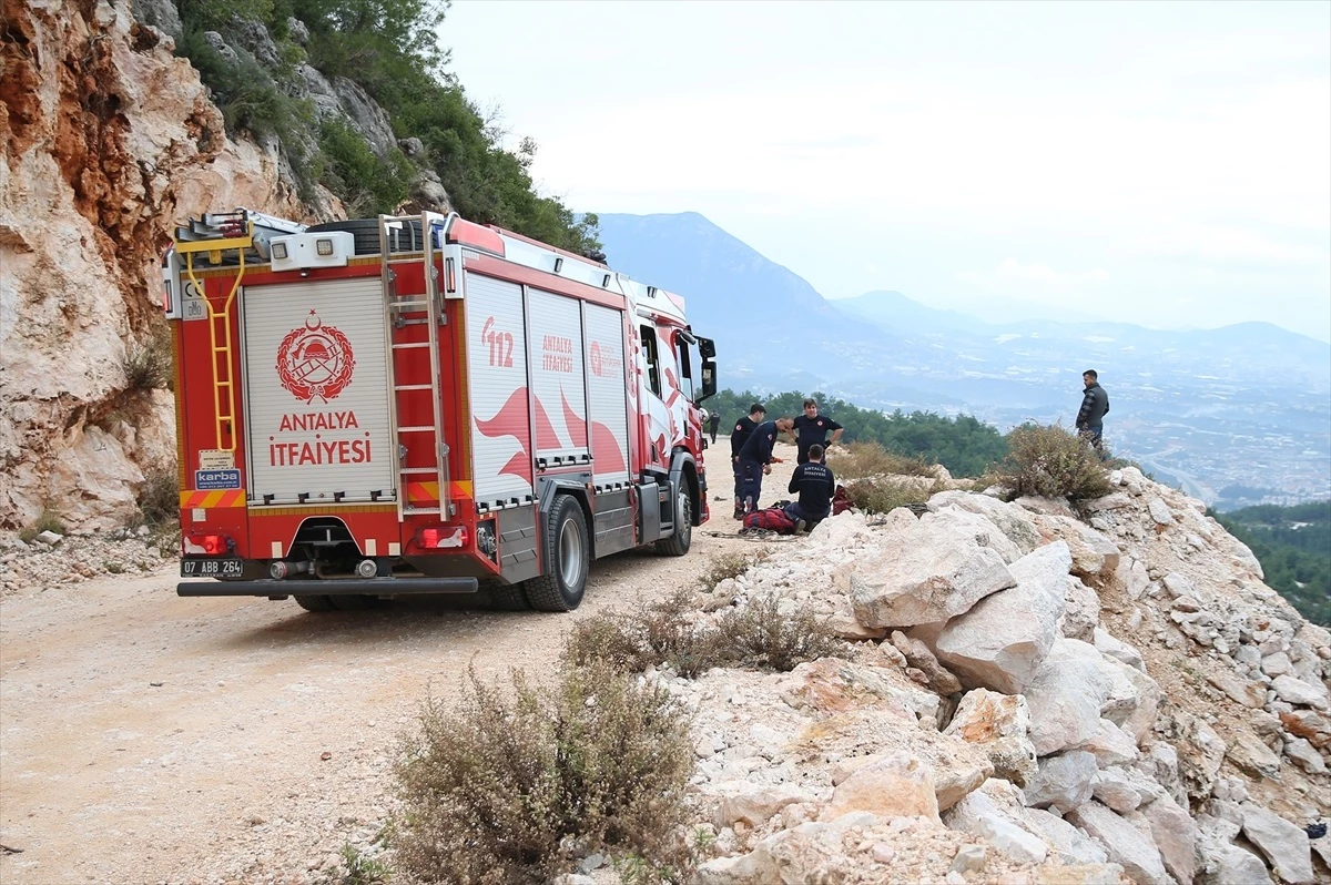 Alanya'da tartışma sonucu otomobil uçuruma yuvarlandı