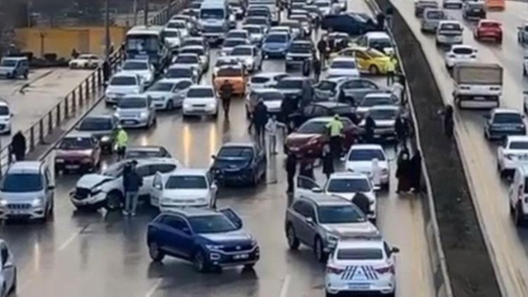 Ankara'da 26 aracın karıştığı zincirleme kaza