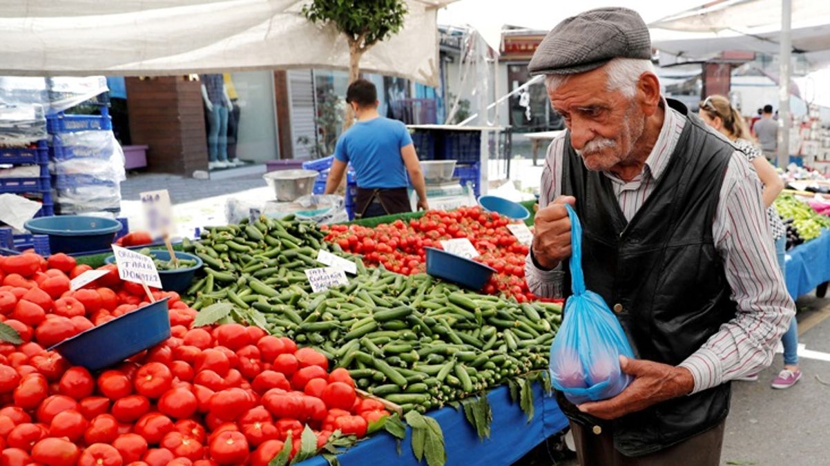 Aralık ayında açlık sınırı 14 bin lirayı, yoksulluk sınırı ise 47 bin lirayı aştı