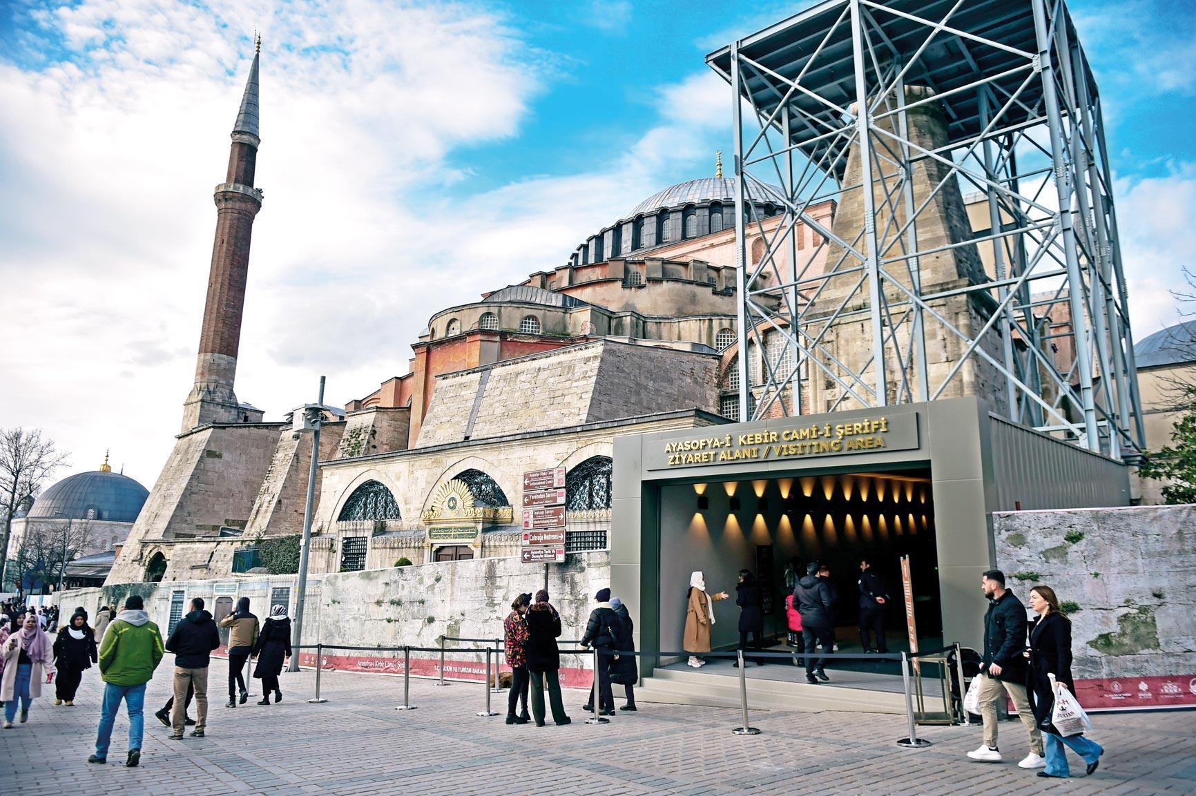 Ayasofya turiste 25 Euro