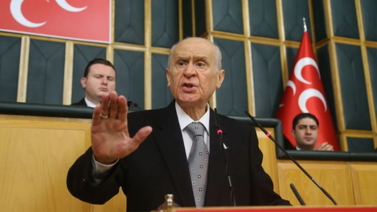 Bahçeli'den çok konuşulacak çıkış: Davutoğlu bana başbakanlık teklif etti