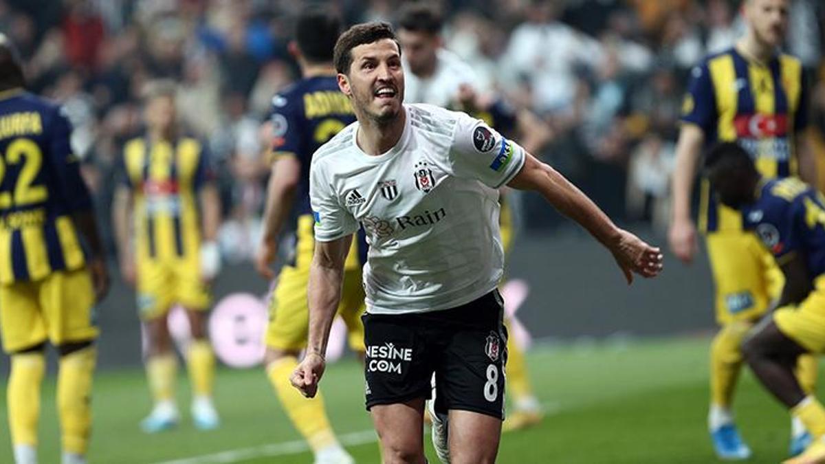 Beşiktaş'ta Slaih Uçan fırtınası! Geçen sezonu geride bıraktı