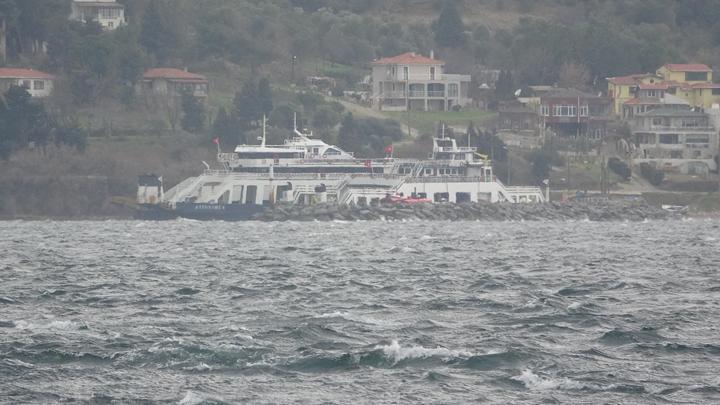 Çanakkale'de yarınki Gökçeada ve Bozcaada feribot seferleri iptal edildi