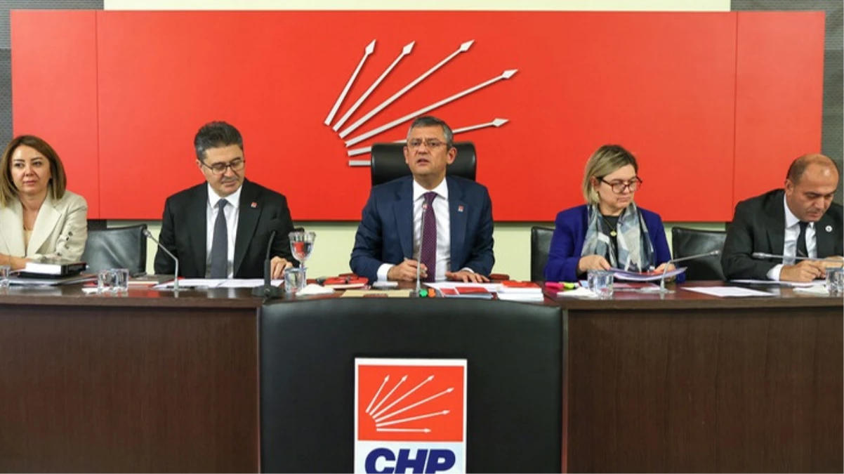 CHP, İzmir adayı olarak Karşıyaka Belediye Başkanı Cemil Tugay'ı düşünüyor