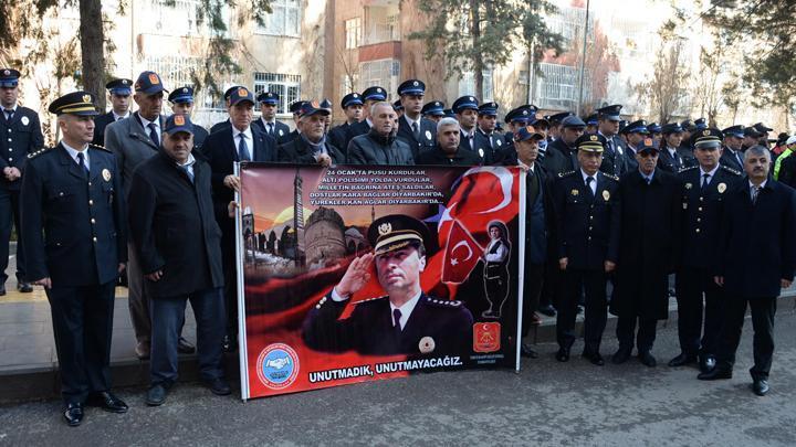 Diyarbakır'da Şehit Emniyet Müdürü Gaffar Okkan ile 5 mesai arkadaşı anıldı: 'Gönülden gönüle bir kardeşlik köprüsü inşa etmiştir'