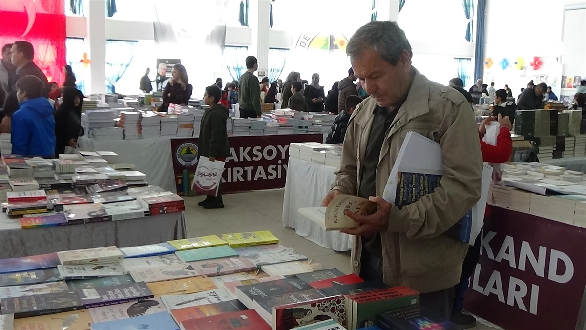 Erdemli Ömer Seyfettin Kitap ve Edebiyat Günleri Başladı