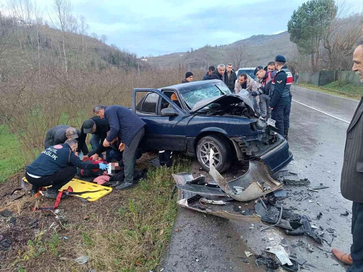 Fatsa'da trafik kazası: 3 kişi yaralandı