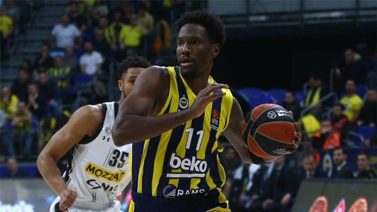 Fenerbahçe Beko'ya Nigel Hayes-Davis'ten kötü haber geldi