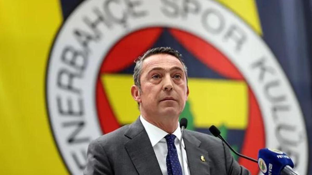 Fenerbahçe'ye Premier Lig'den yeni stoper! Menajerler devrede...