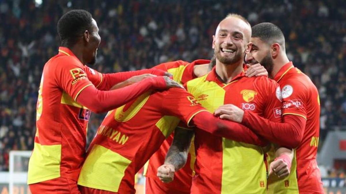 Göztepe, Ümraniyespor'u farklı mağlup etti!