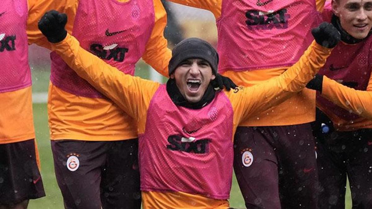 Galatasaraylı Torreira'ya ayrılık yaradı! Devrim Özkan'ı çabuk unuttu...