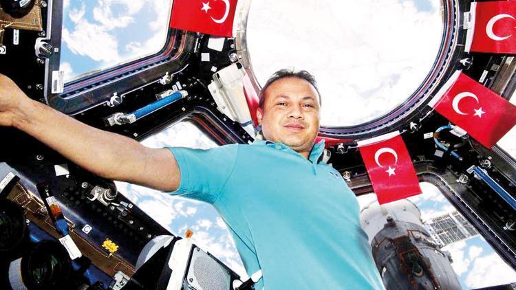 İlk astronotumuz Alper Gezeravcı: Mikro yerçekimi fırsatlar yaratıyor