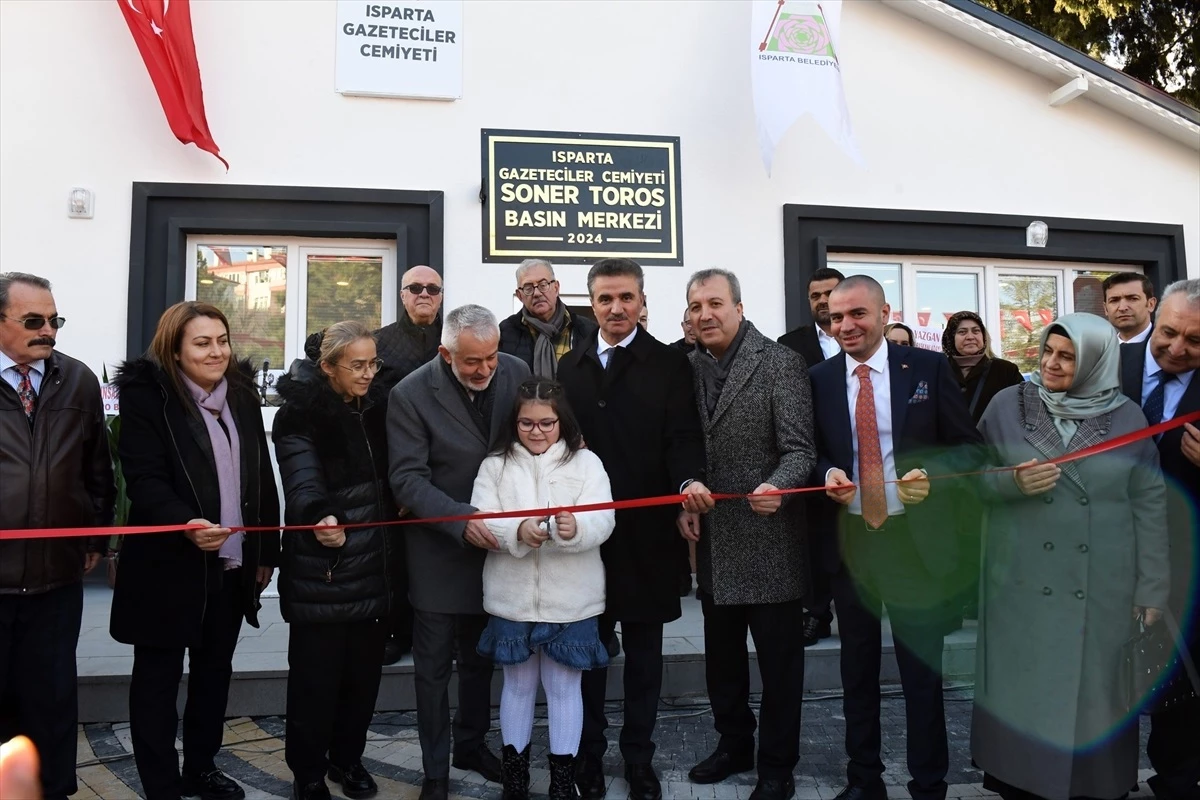 Isparta Gazeteciler Cemiyeti Soner Toros Basın Merkezi Açıldı