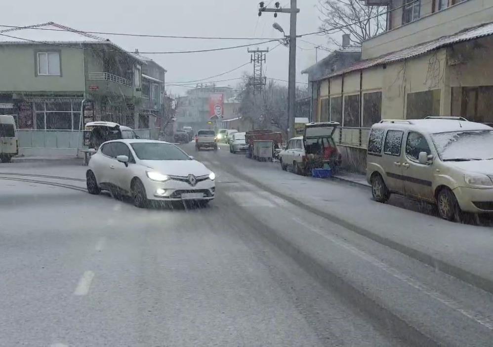 İstanbul’da kar yağışı başladı