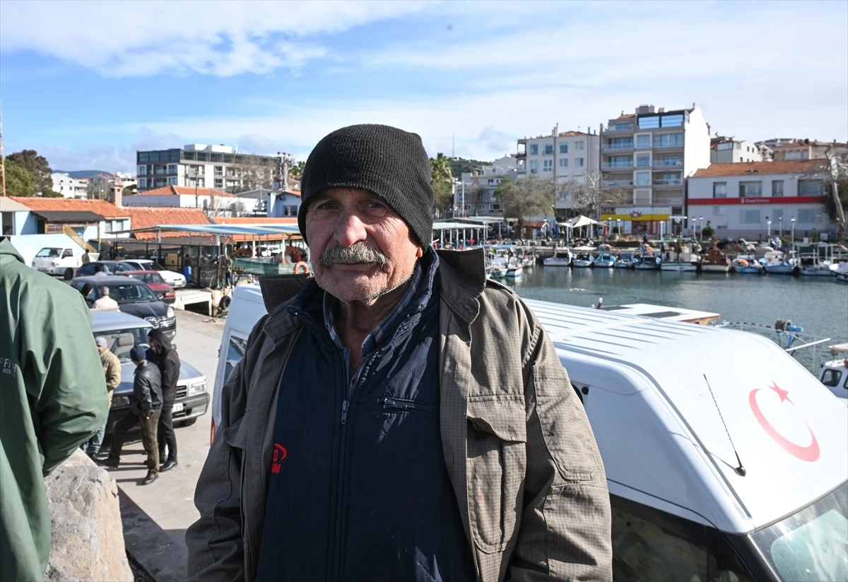 İzmir'de Balıkçı Teknesi Battı: 3 Kişi Hayatını Kaybetti