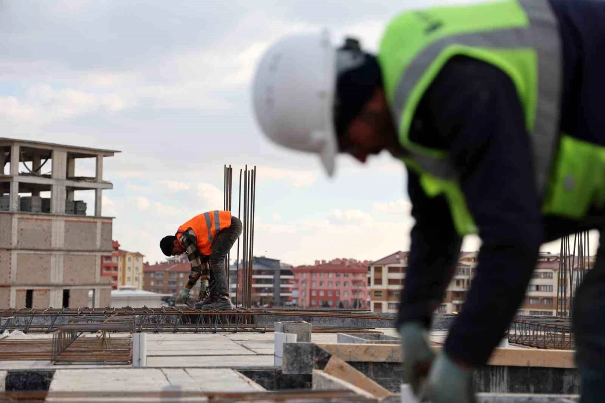 Konya'da İnşaat Sektöründe Eleman Sıkıntısı Yaşanıyor