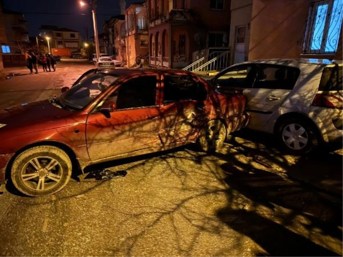 Konya'da kavşakta otomobiller çarpıştı: 9 yaralı