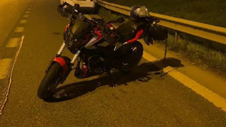 Maltepe'de motosiklet devrildi: Sürücü ağır yaralandı